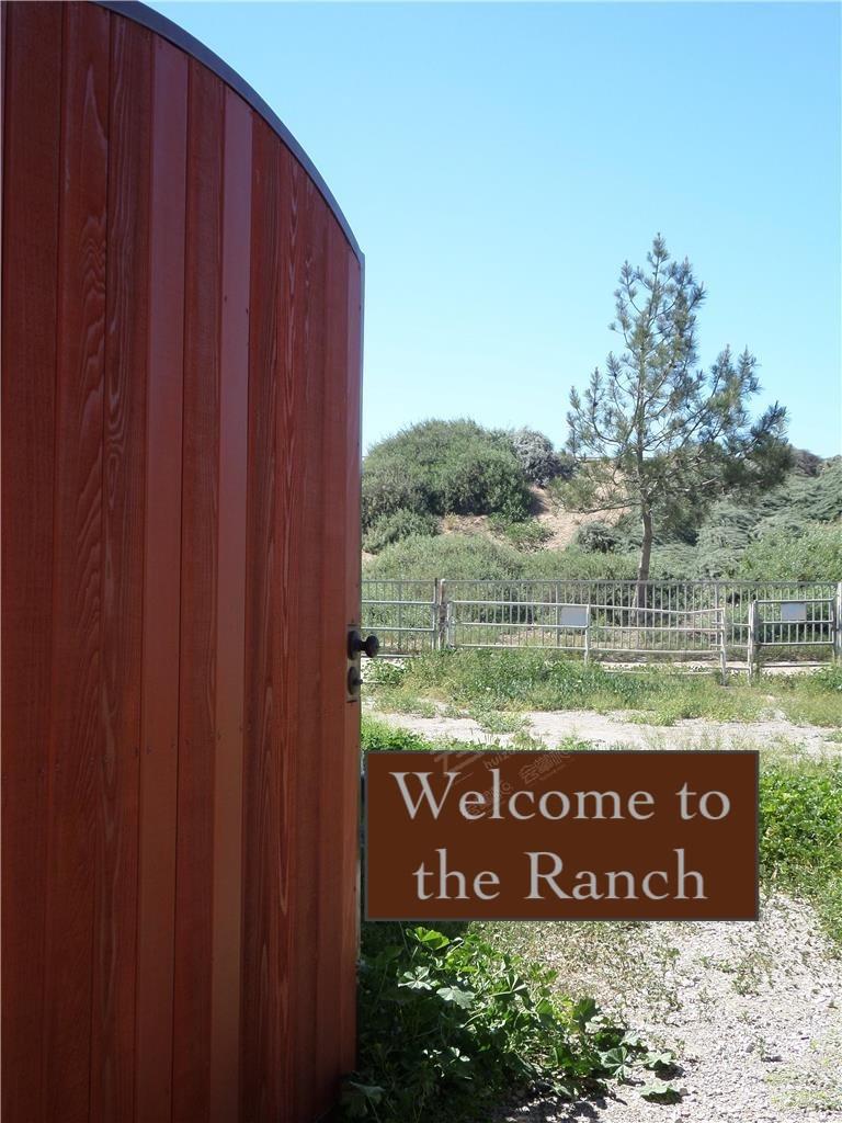 Rustic River Ranch Near Downtown