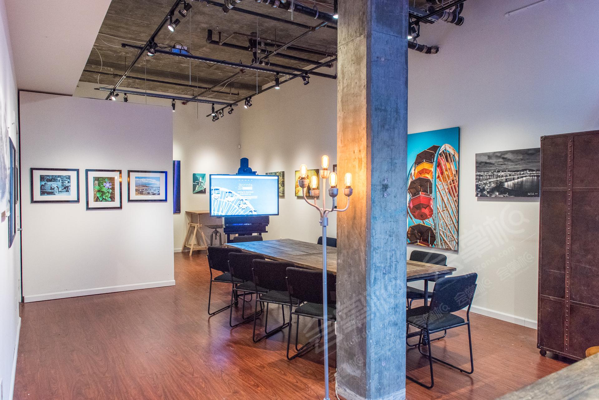 Open Gallery in the East Village Arts District of Downtown Long Beach