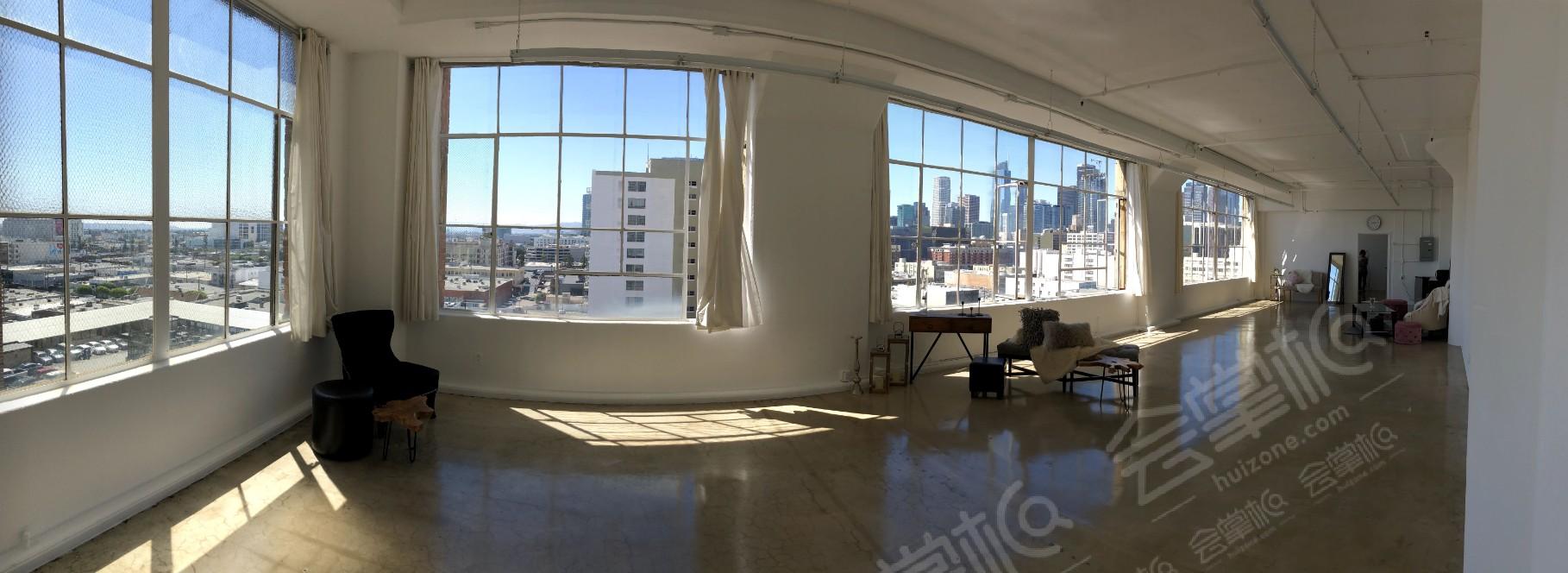 1700 SF / Breathtaking DTLA Skyline View Studio / Light Events / West Windows