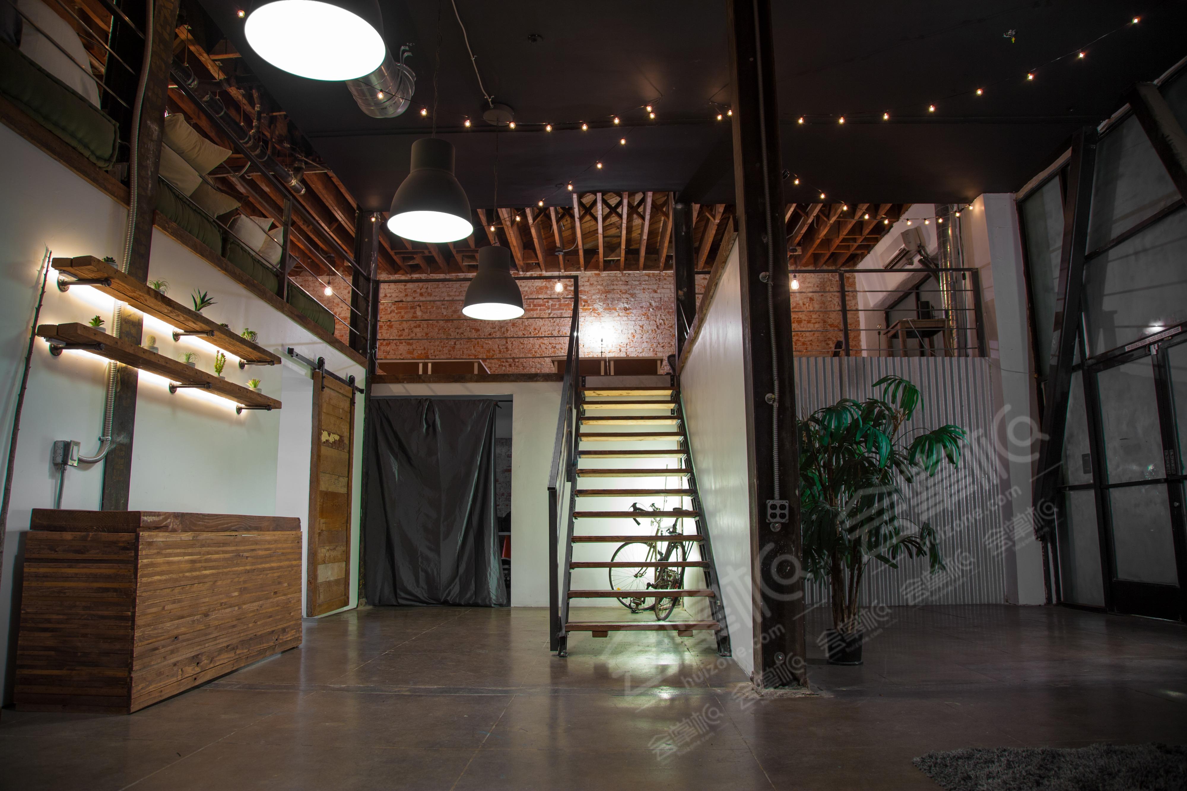 Industrial Event Space in Hollywood
