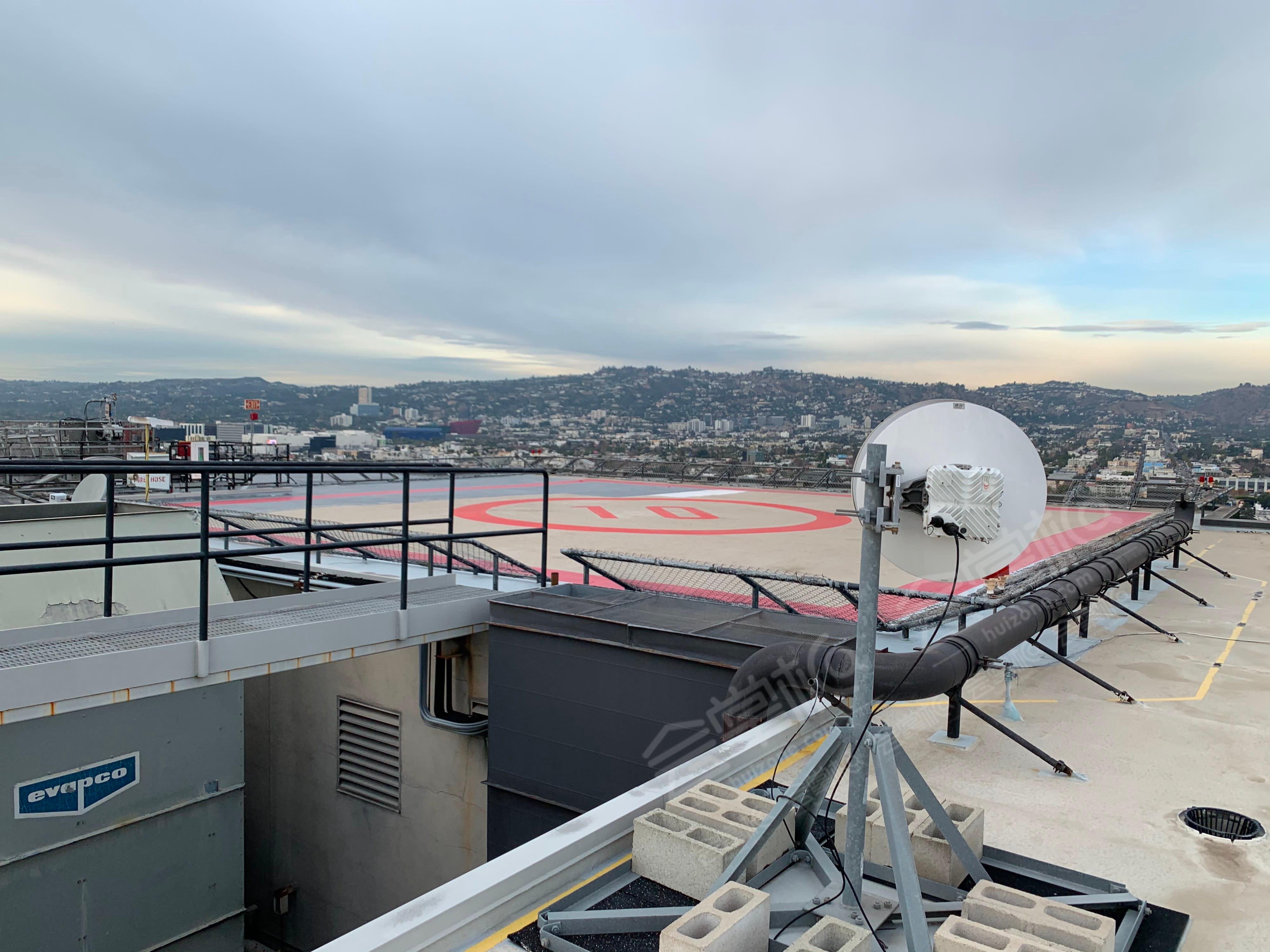 Rooftop Helicopter Pad on Top of West Hollywood (Fairfax and Wilshire)
