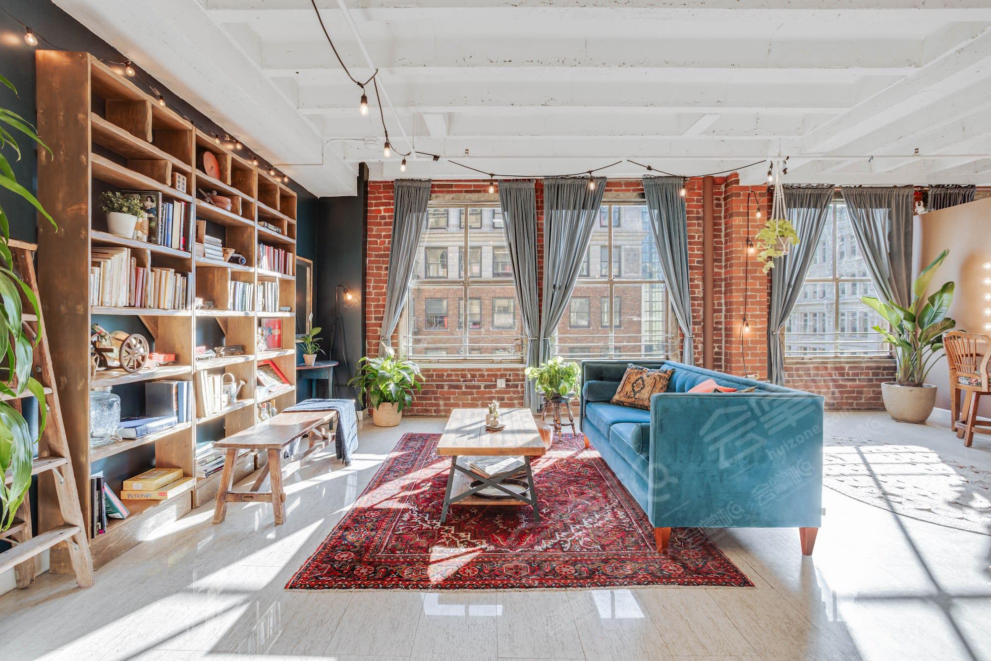 Light-filled New York Style Loft in DTLA with Rustic Library Room