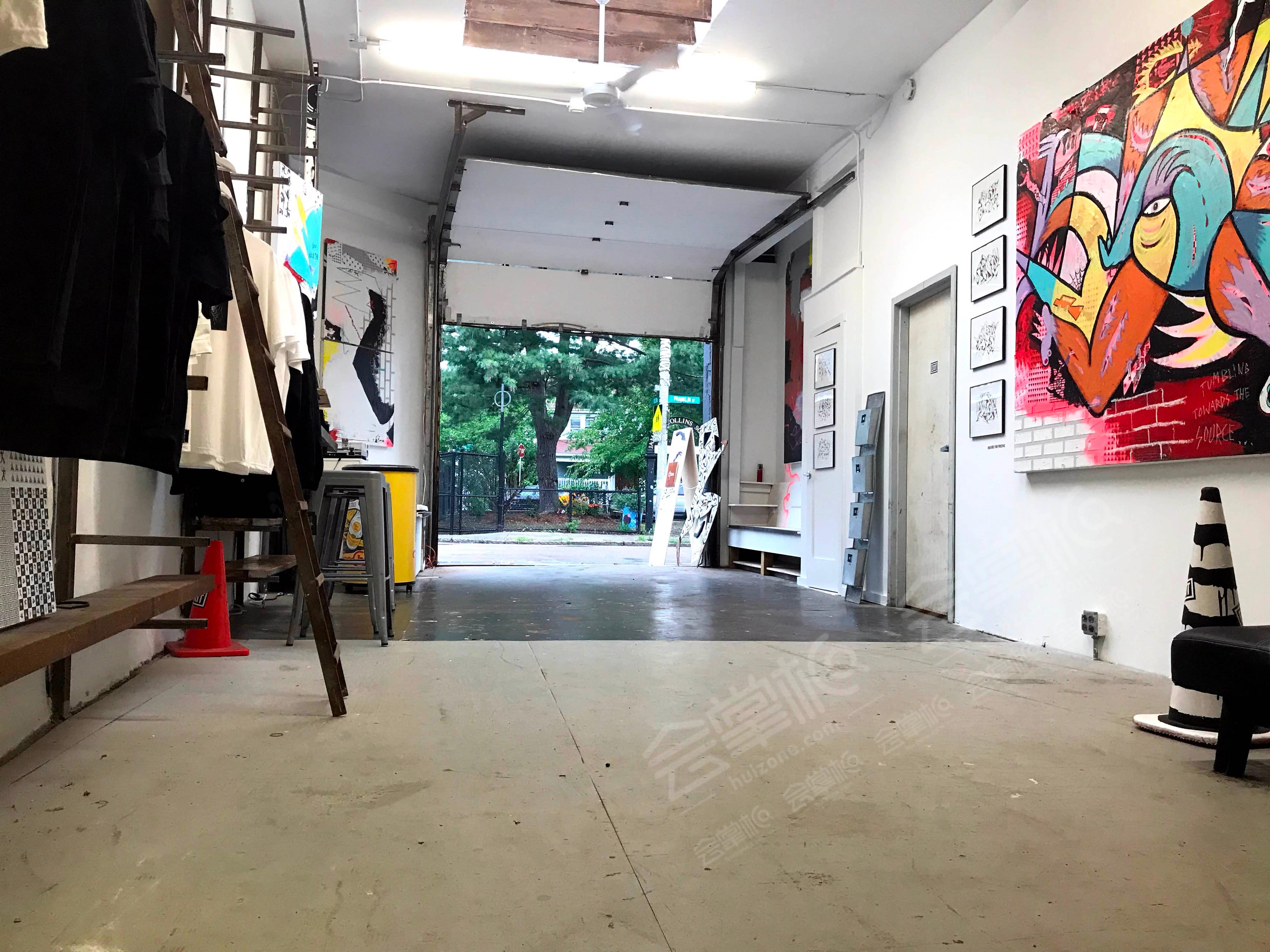 Raw Industrial Art Gallery & Studio in Hip Urban Neighborhood