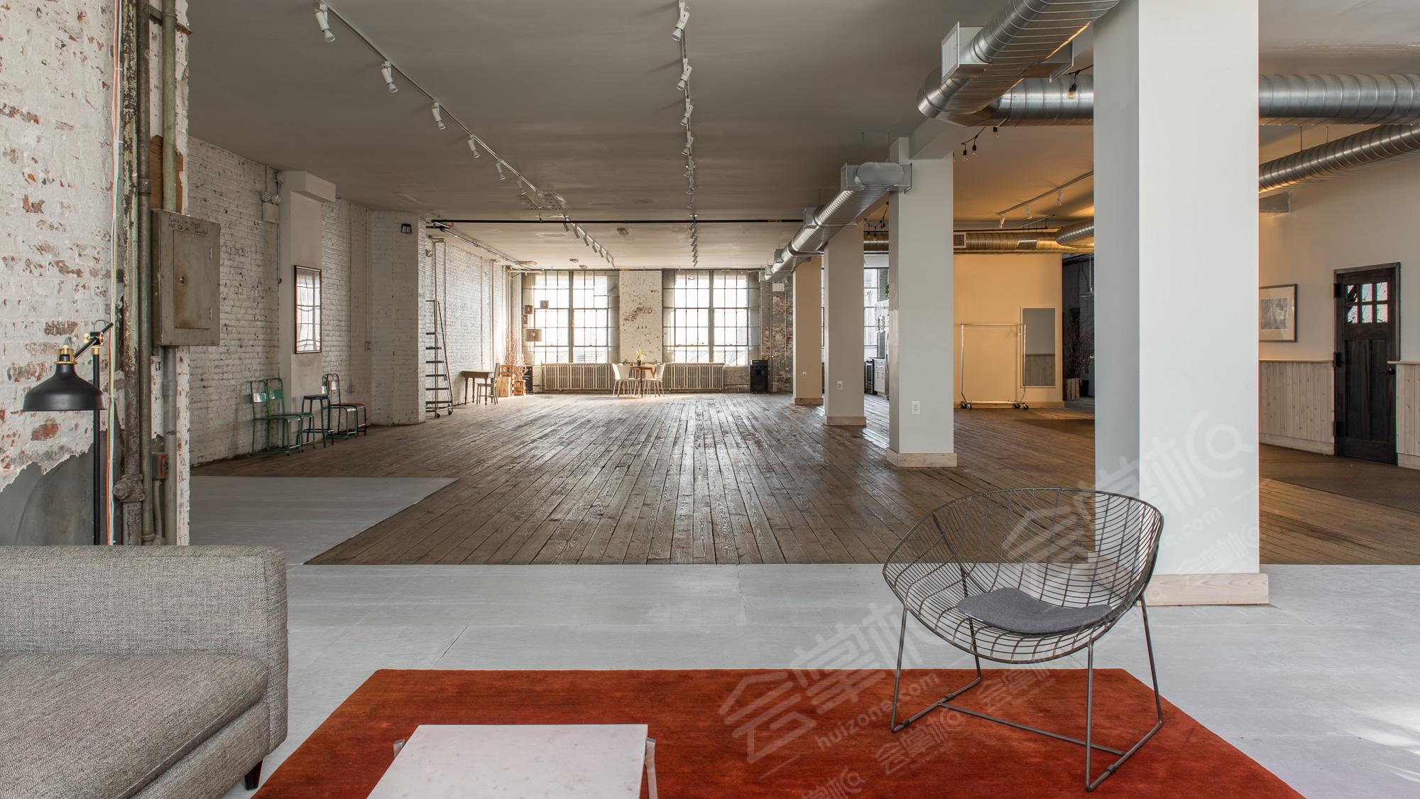 3200 sq/ft Old-School Brooklyn Loft and Event Space