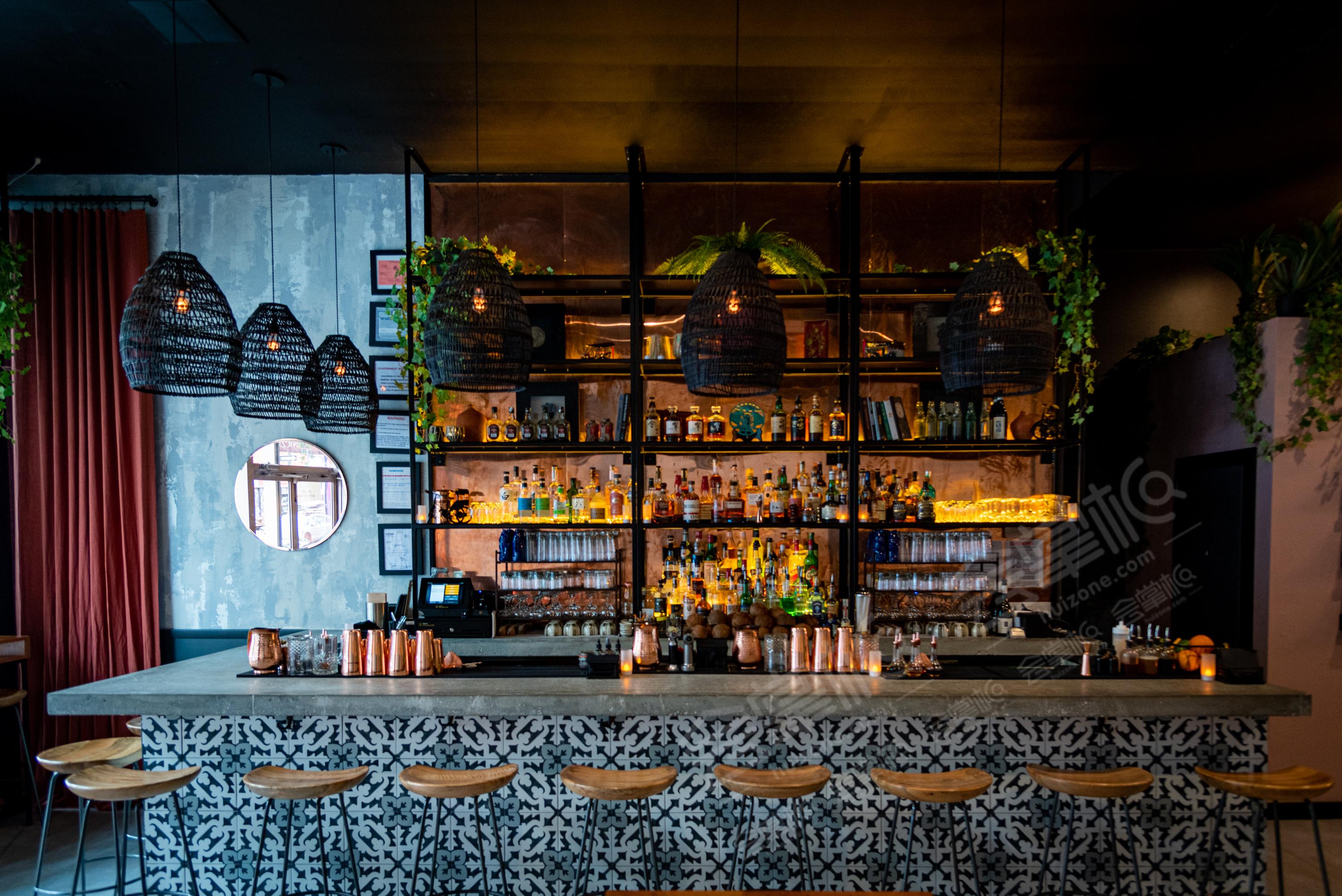 Intimate Pan Asian Cocktail Bar