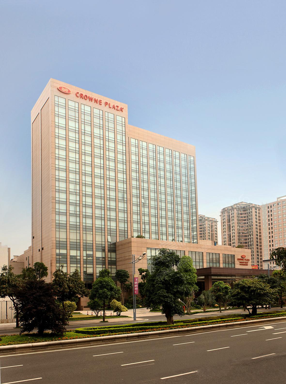 中山五星级酒店最大容纳600人的会议场地|中山大信皇冠假日酒店的价格与联系方式