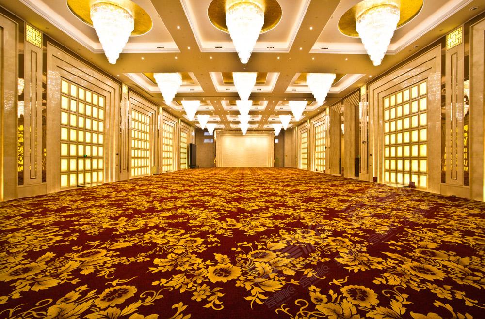 上海世贸商城金色大厅