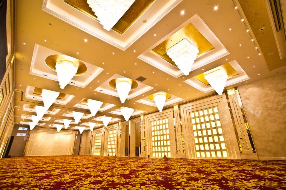 上海世贸商城金色大厅