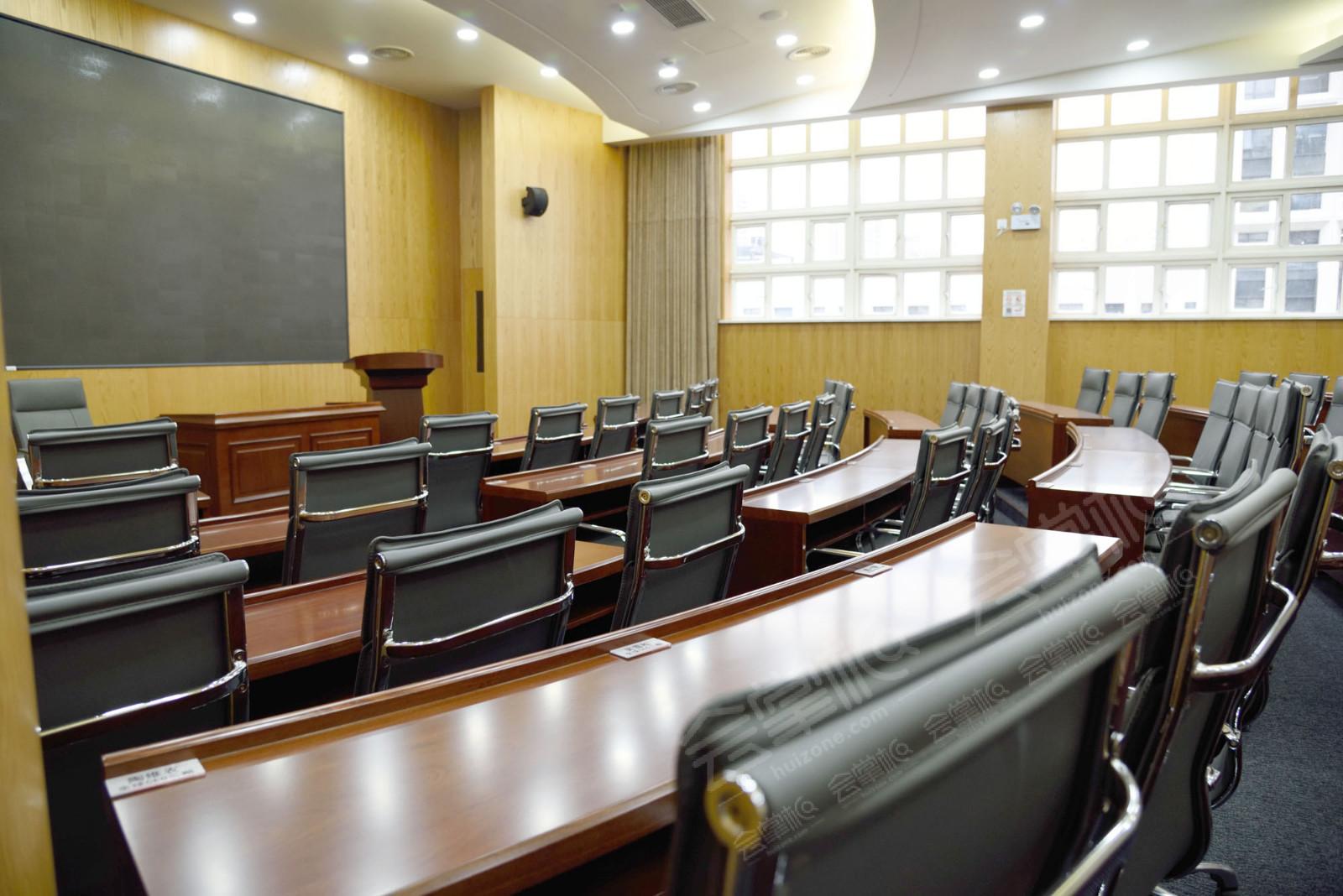 上海交通大学海外教育学院504预定_上海市69人其他场地-会掌柜