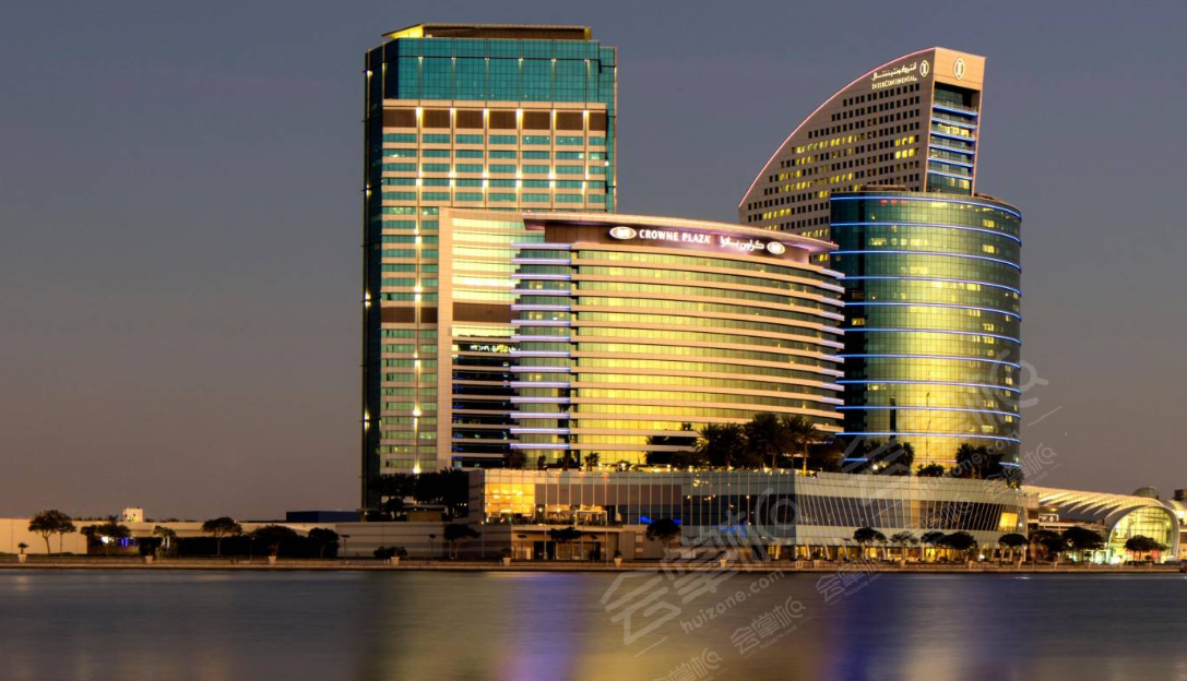 迪拜狂欢城皇冠假日酒店 crowne plaza dubai festival city